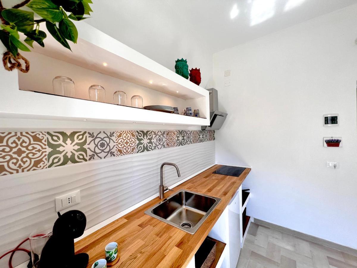 Villa Di Nera Apartments Palermo Eksteriør billede