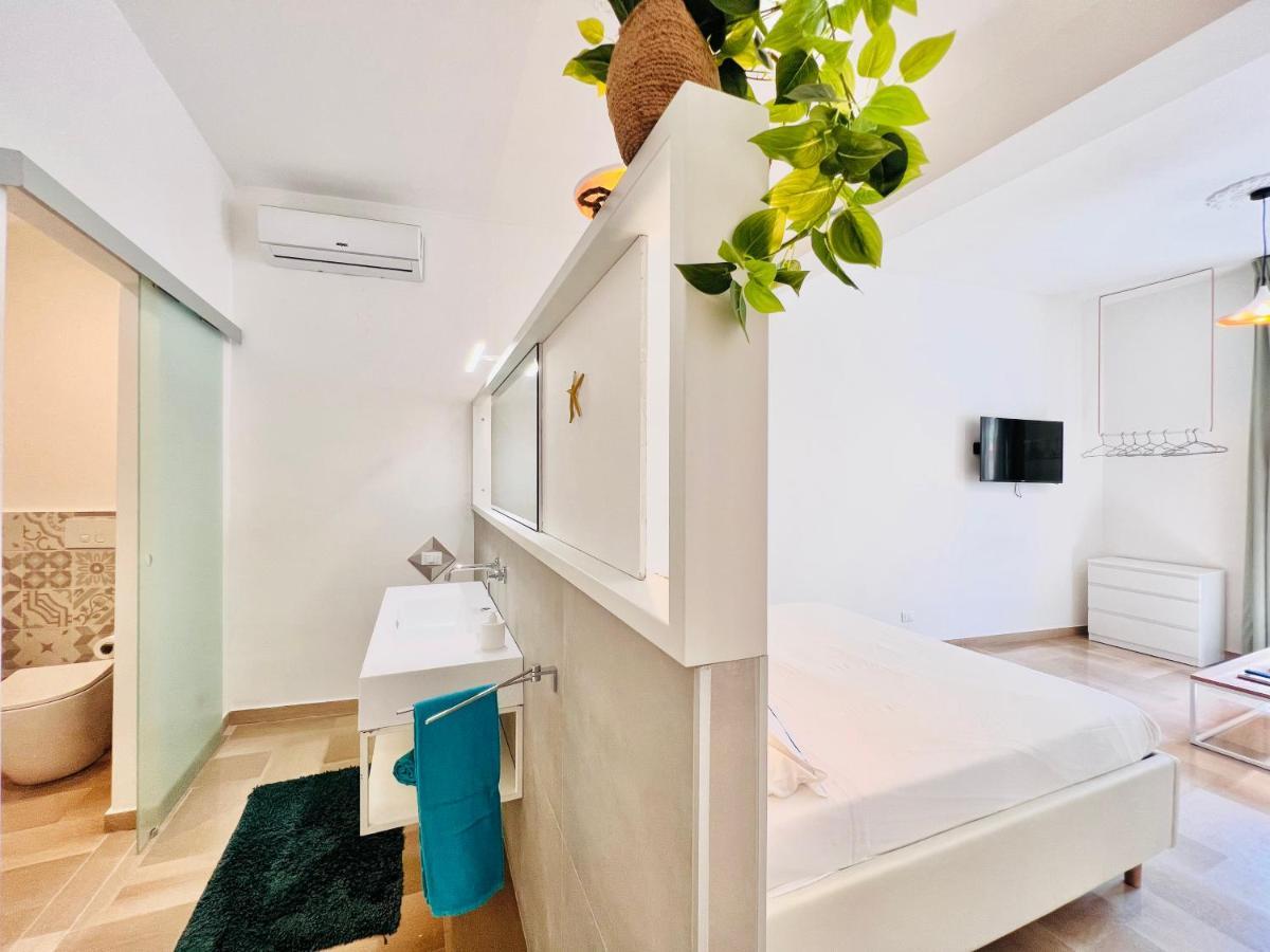 Villa Di Nera Apartments Palermo Eksteriør billede