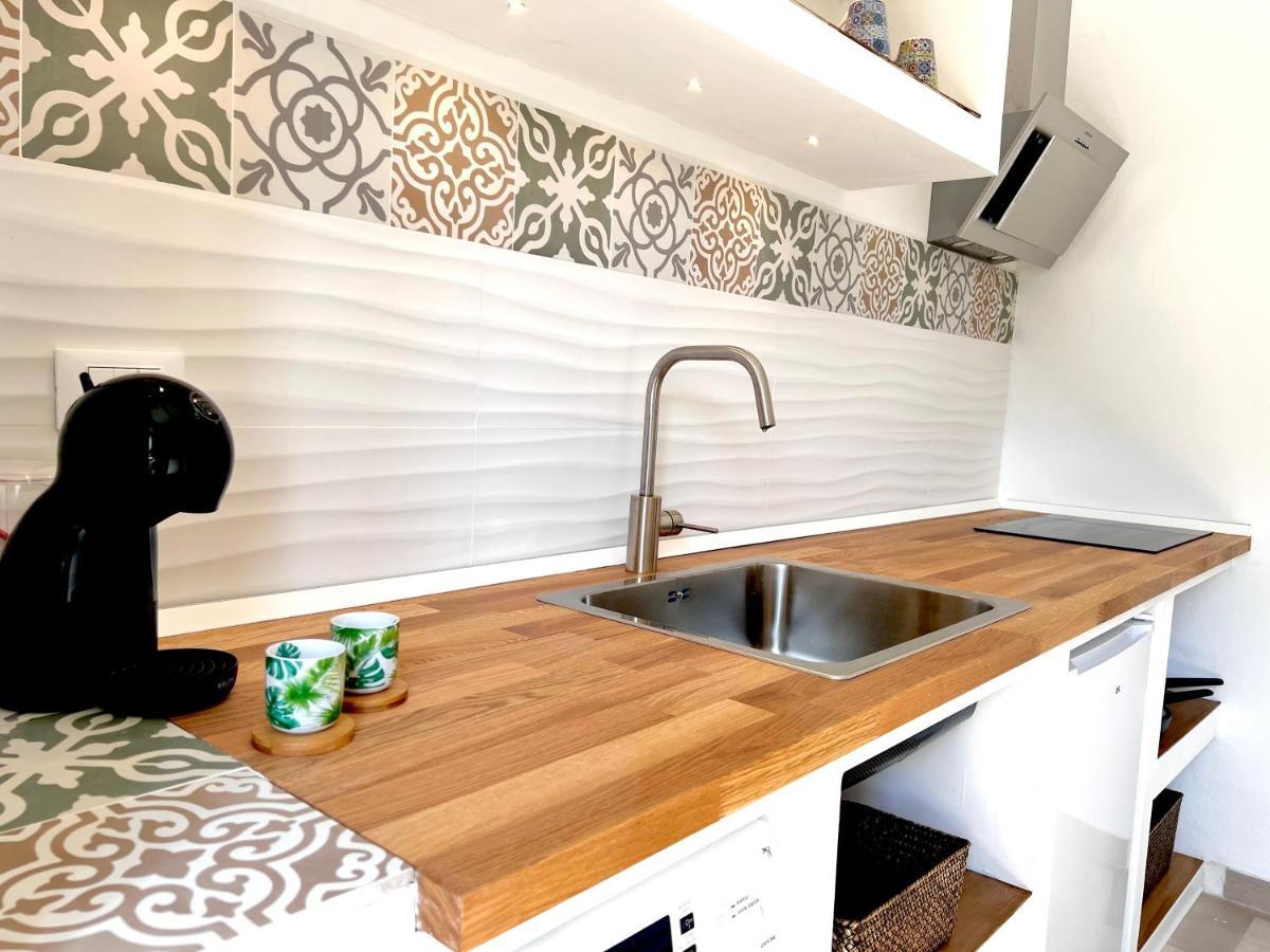 Villa Di Nera Apartments Palermo Eksteriør billede