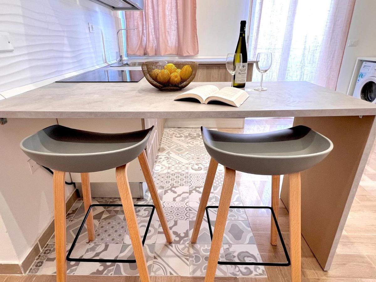 Villa Di Nera Apartments Palermo Eksteriør billede